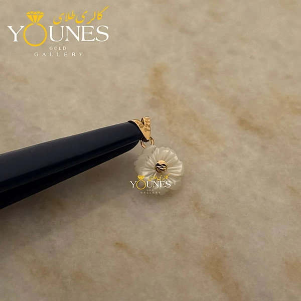 آویز سواروسکی گل بابونه طلا